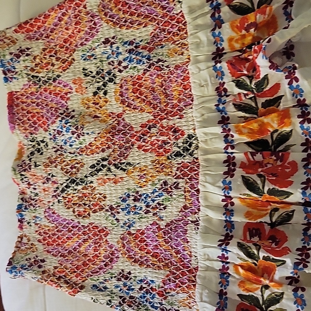 FARM RIO Skirt size Medium NWOT